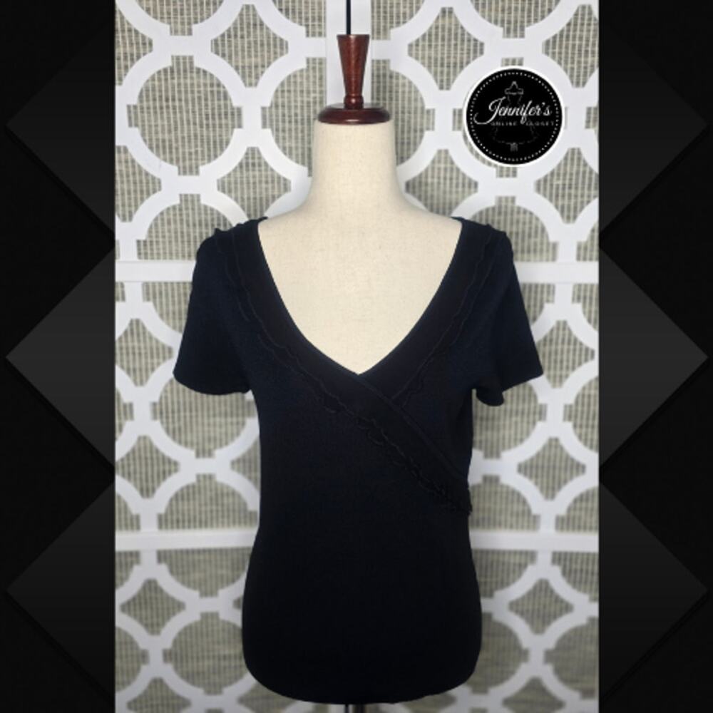 Cable and Gauge Black Double Silk Chiffon Ruffle Short Sleeve Sweater Top Medium